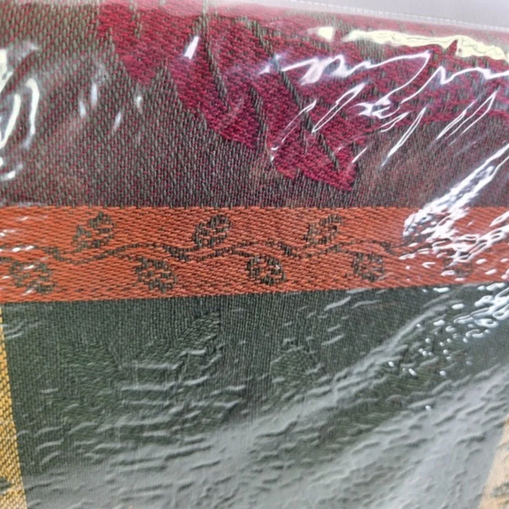 Harvest Autumn Fall Thanksgiving Tablecloth Green Woven Cotton 52 x 52‎ Square